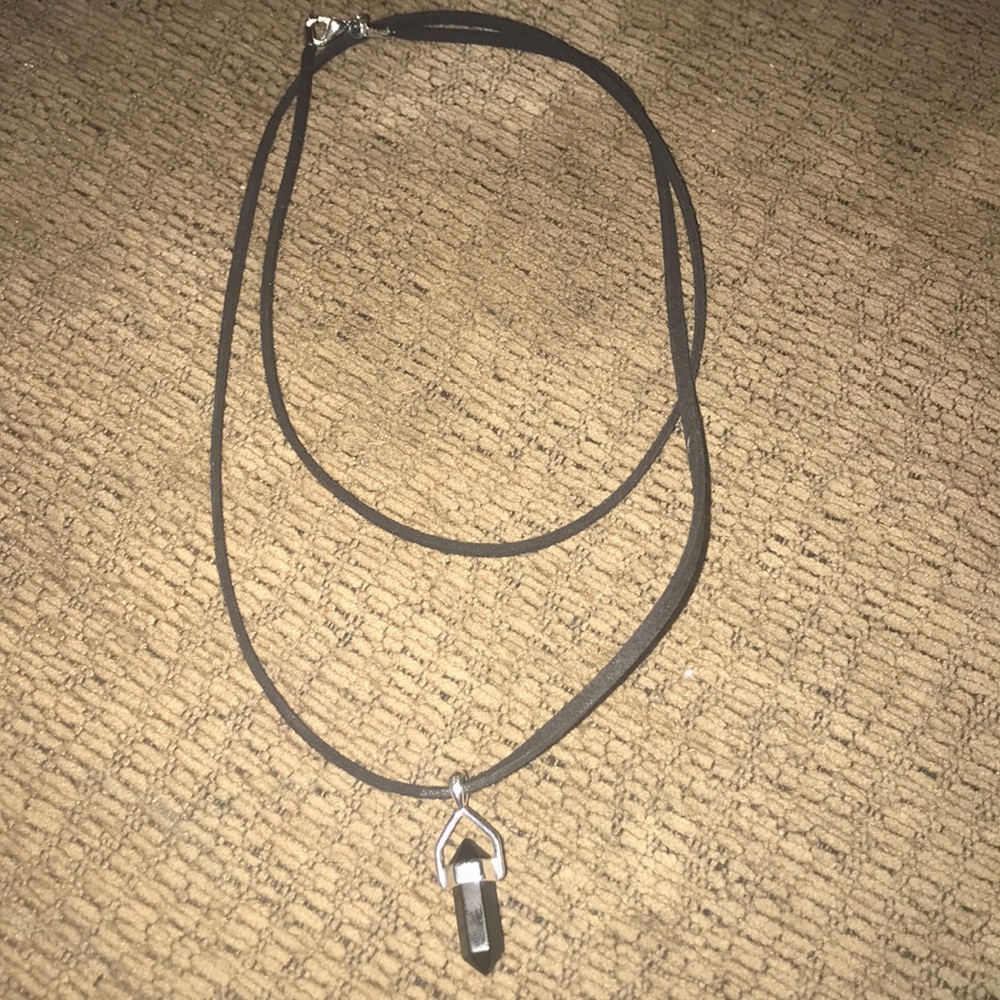Black crystal choker
